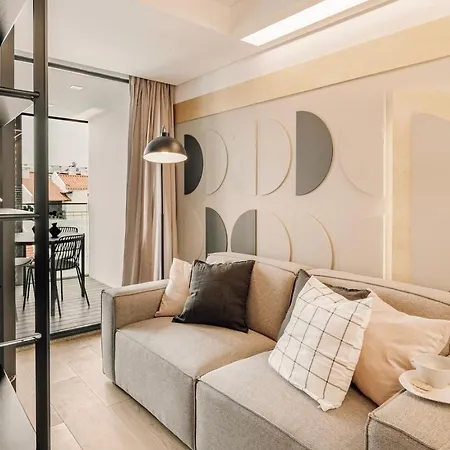 Figaro - 1 Bedroom And Balcony In Santo Antonio شقة